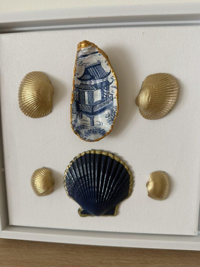 Blue Willow Chinoiserie Oyster with Navy Scallop