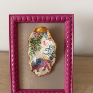 Chinoiserie Elephant Oyster in Fuchsia Beaded Frame
