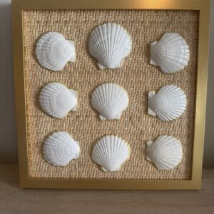 White Scallop Grid on Rattan Weave in Gold Frame