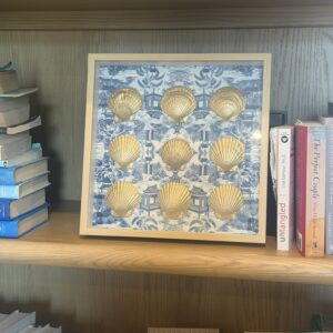 Golden Scallop Grid on Blue Chinoiserie Toile (Shelf Display)